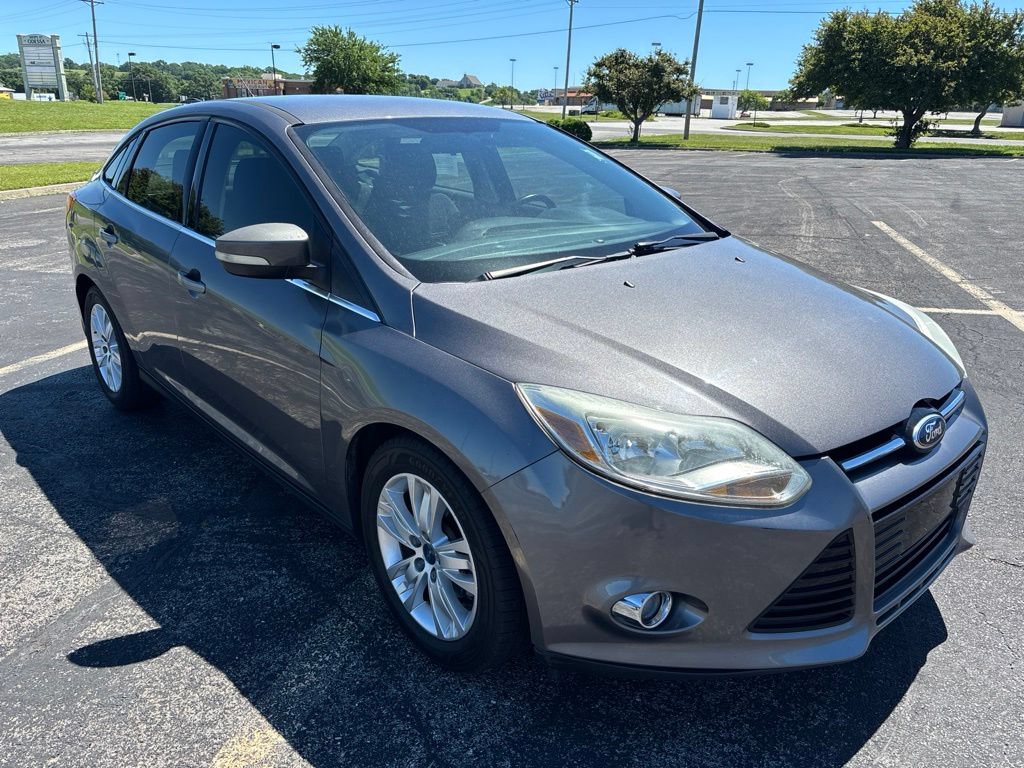 Used 2012 Ford Focus SEL FWD image 3