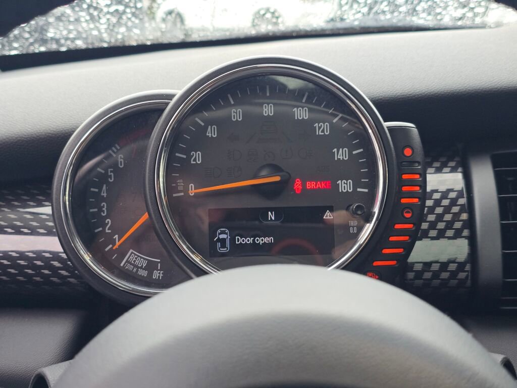 Used 2016 MINI Cooper S image 25