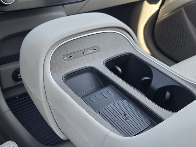 Certified 2026 Hyundai Palisade SEL AWD/4WD image 13