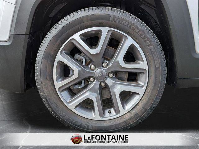 Certified 2018 Jeep Renegade Latitude w/ Popular Equipment Group image 31