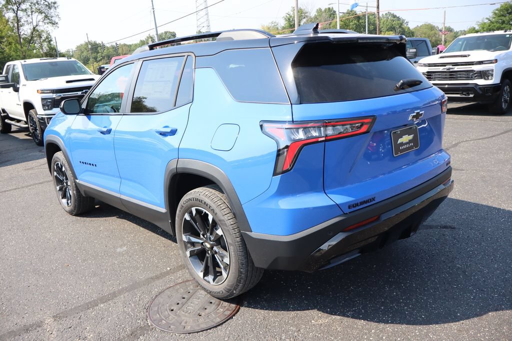 New 2027 Chevrolet Equinox RS FWD image 3