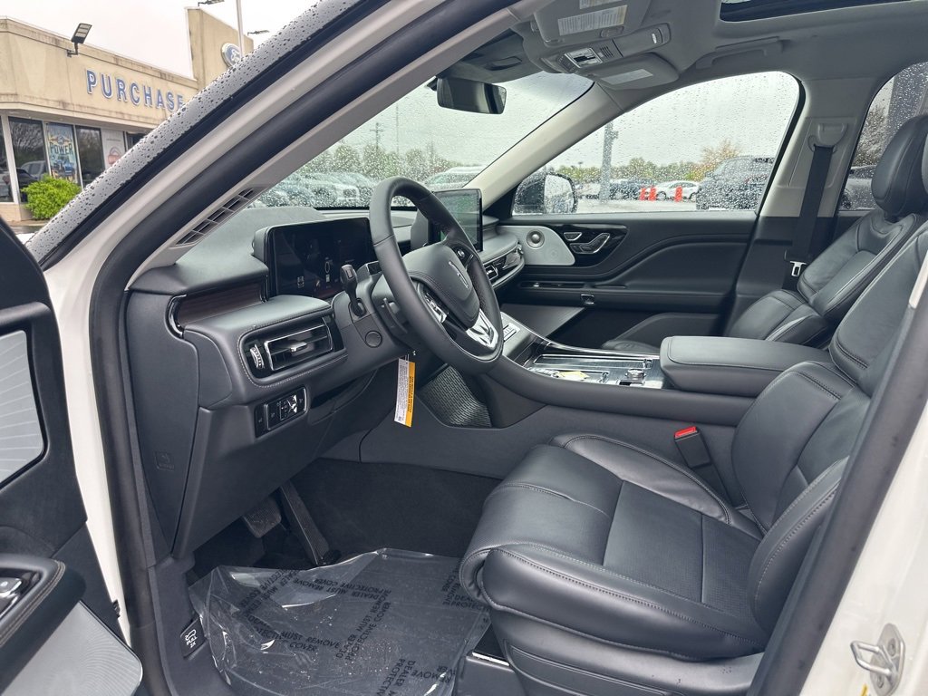 New 2025 Lincoln Aviator Reserve w/ Equipment Group 201A image 33