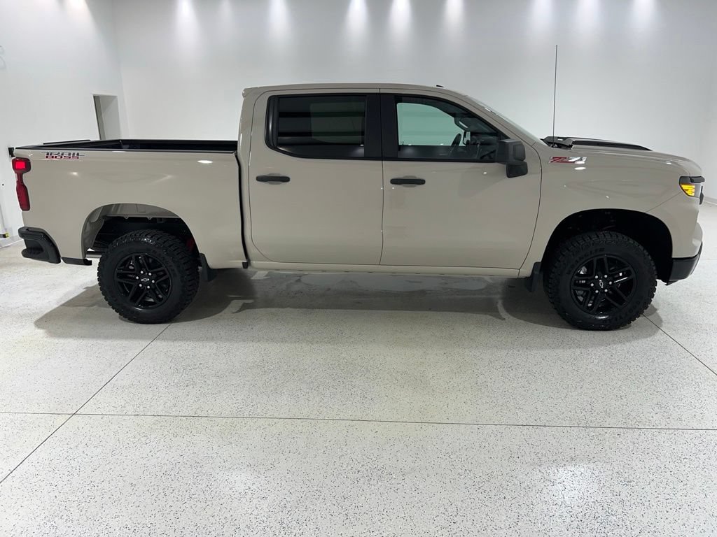 Used 2026 Chevrolet Silverado 1500 Custom Trail Boss AWD/4WD image 6