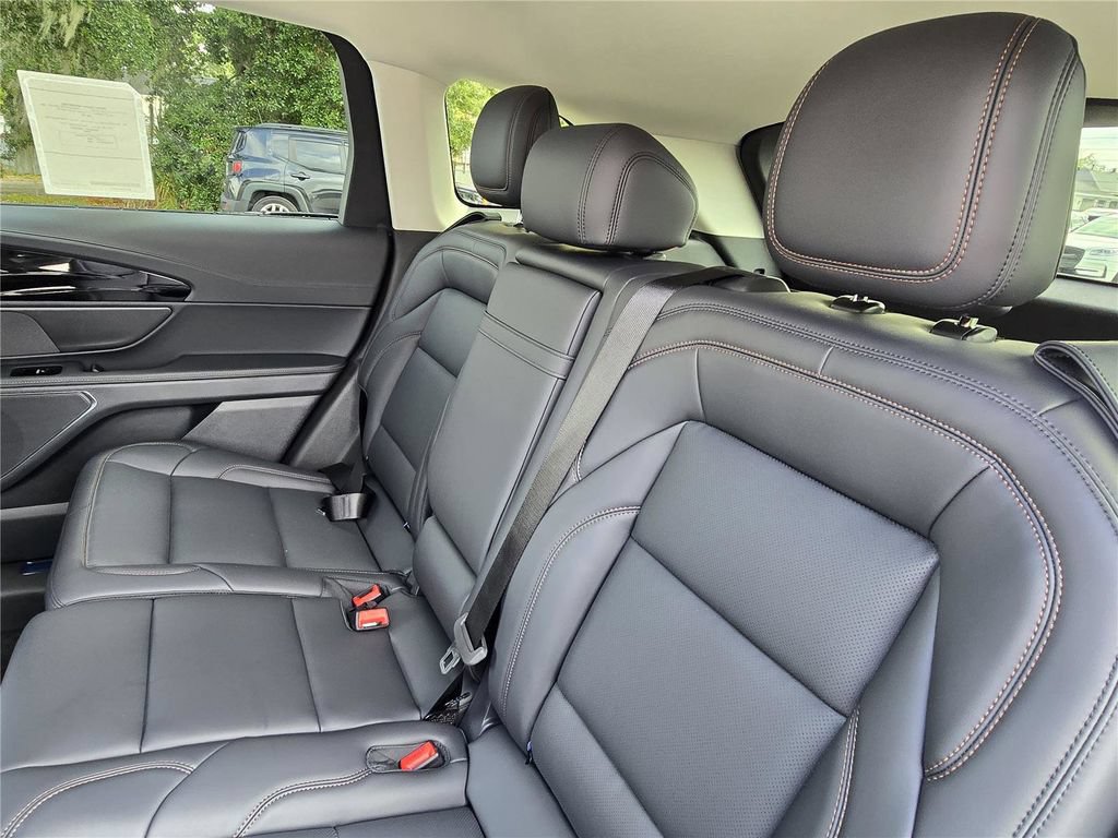 New 2026 Lincoln Nautilus Premier AWD/4WD image 13