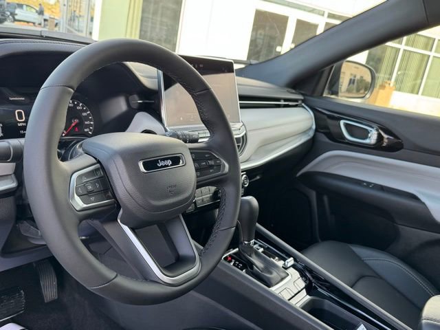 New 2026 Jeep Compass Limited image 19