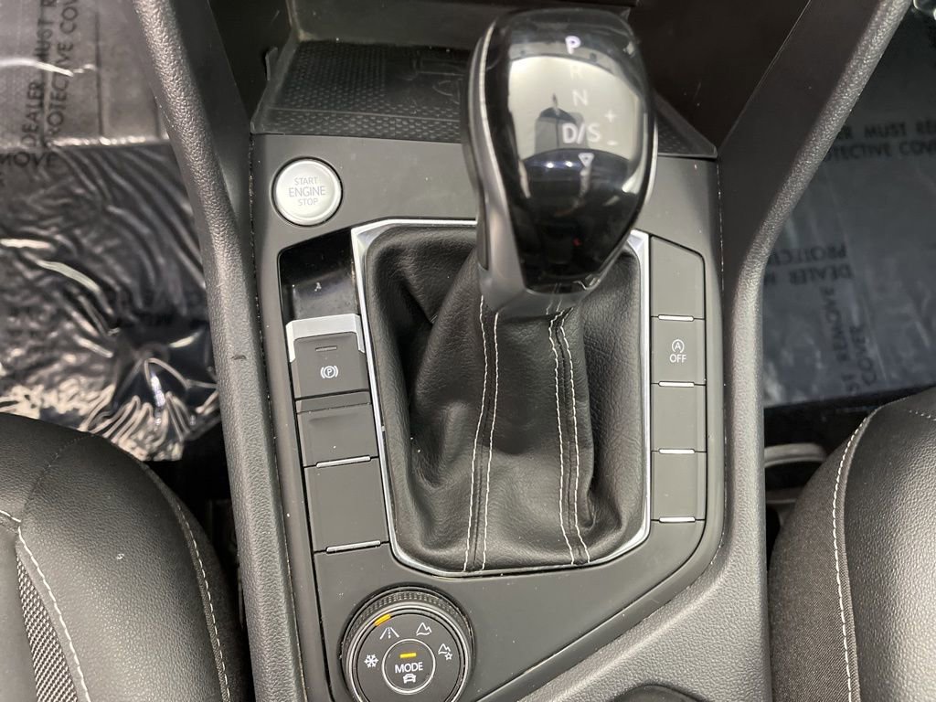 Used 2022 Volkswagen Taos SE image 15