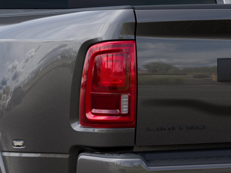 New 2027 RAM 3500 Limited AWD/4WD image 9