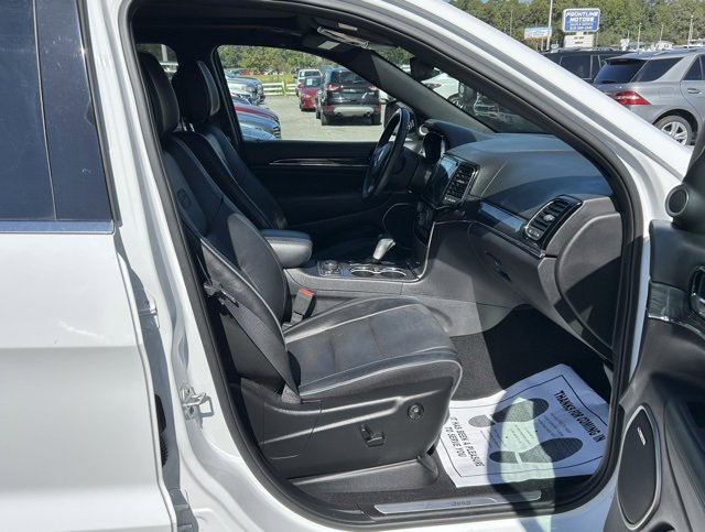 Used 2019 Jeep Grand Cherokee Overland image 9