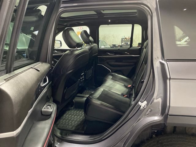 Used 2022 Jeep Grand Cherokee Trailhawk w/ Luxury Tech Group III AWD/4WD image 24