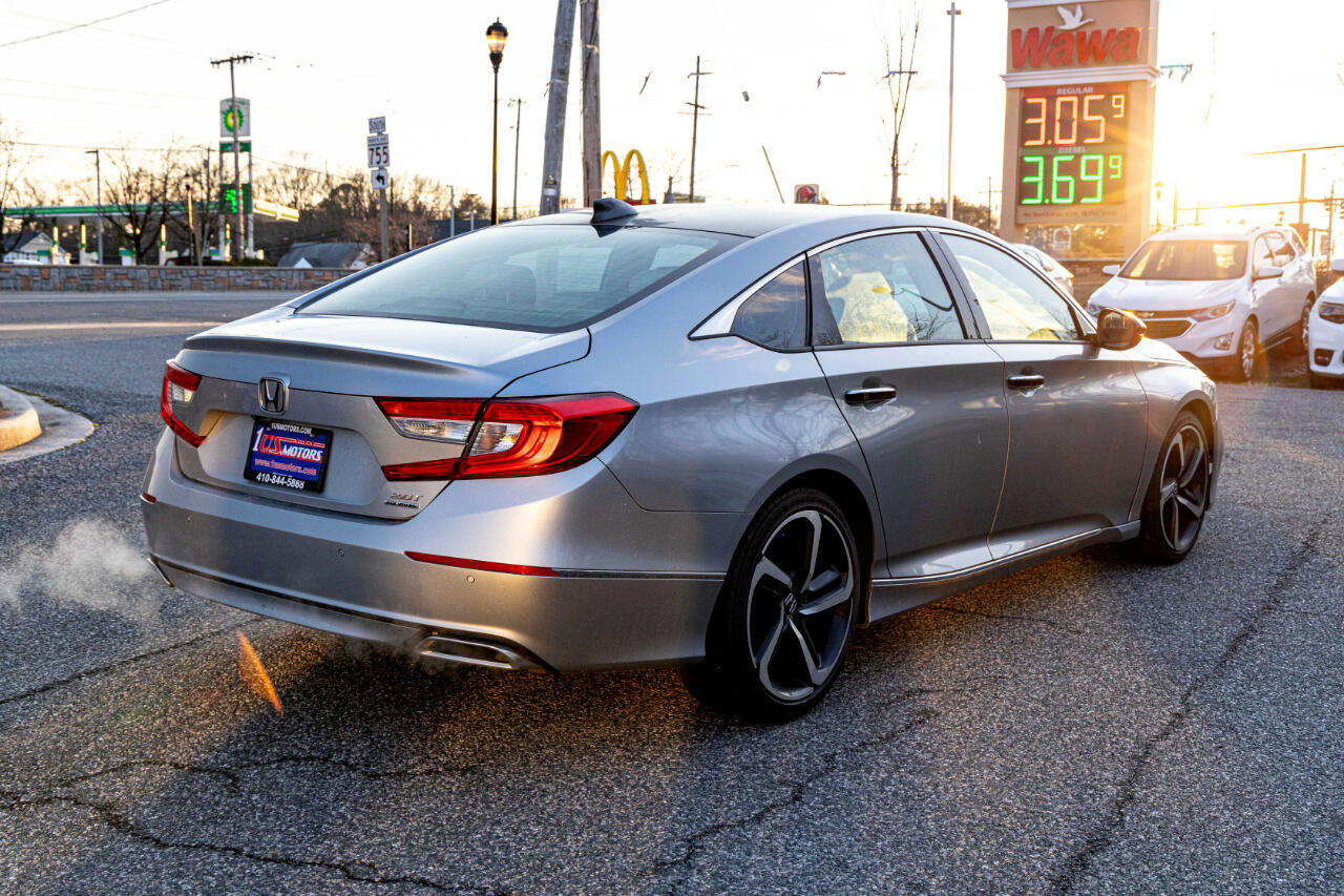 Used 2018 Honda Accord Touring image 6
