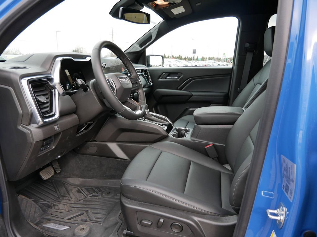 Used 2025 GMC Canyon Elevation w/ Convenience Package image 11