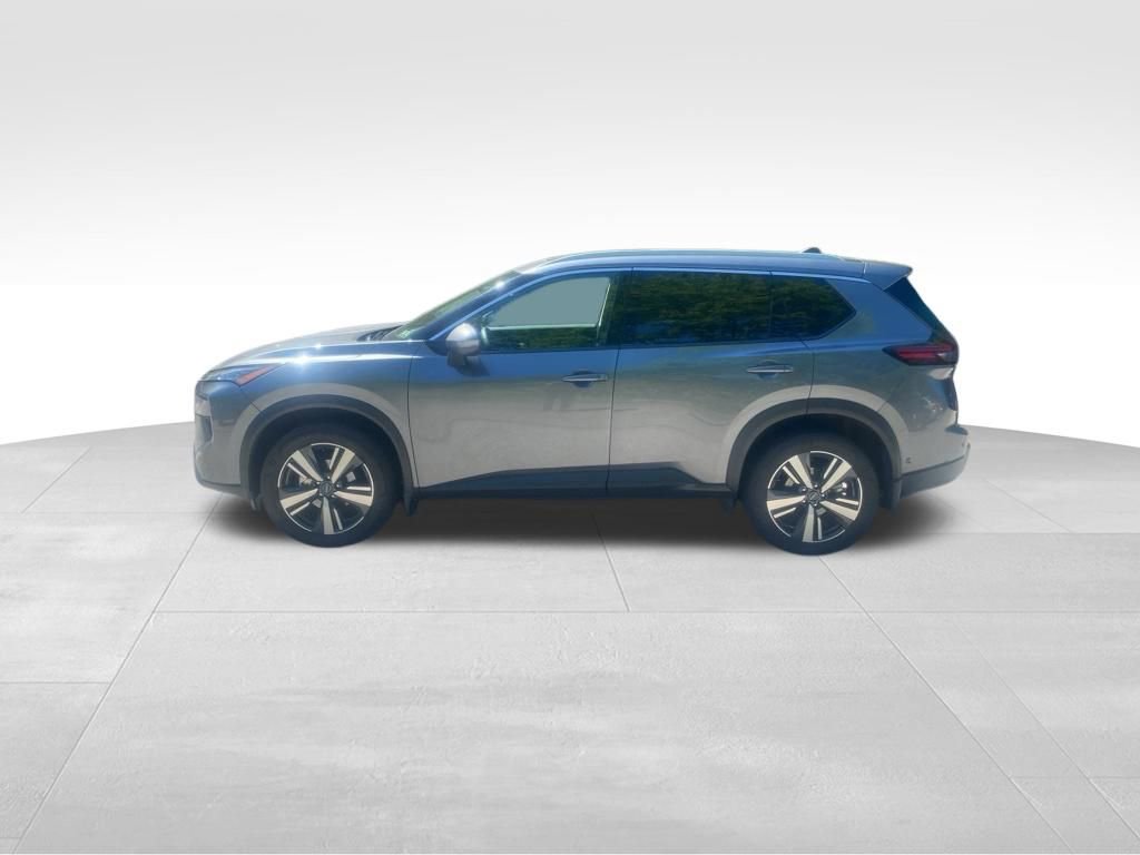 Used 2024 Nissan Rogue SL w/ SL Premium Package AWD/4WD image 2