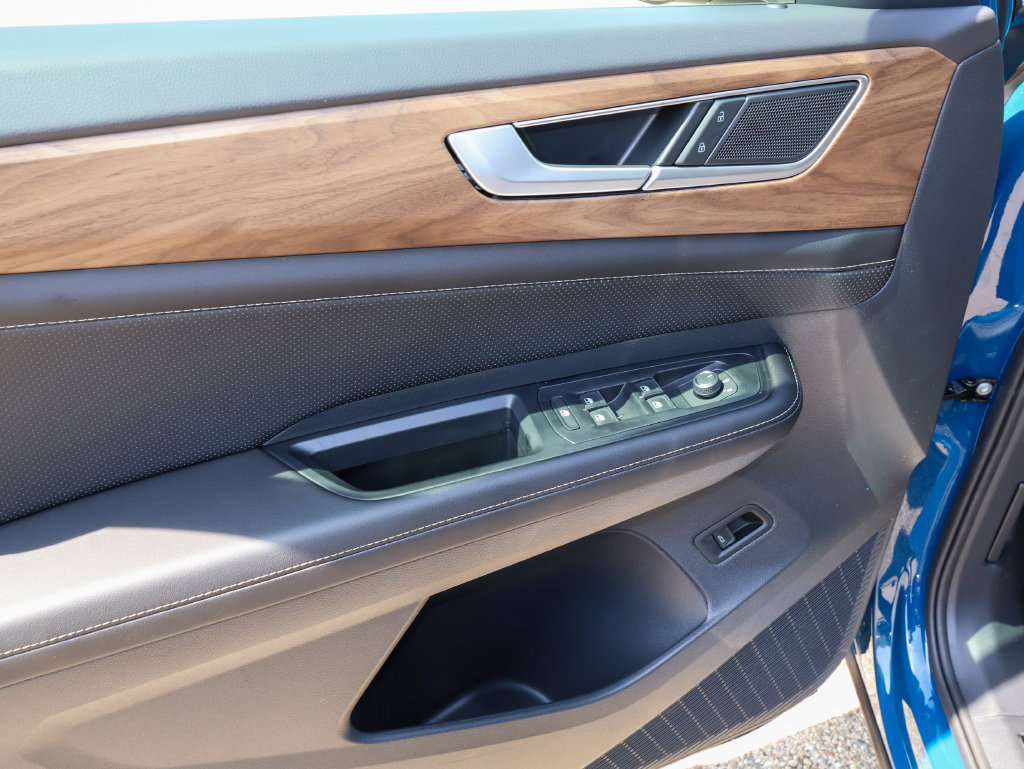 New 2026 Volkswagen Atlas SE AWD/4WD image 14