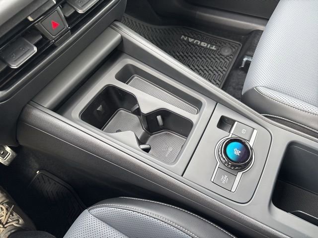 New 2026 Volkswagen Tiguan SE R-Line image 15