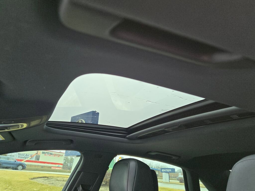 Used 2018 Audi S4 Premium Plus w/ Navigation Package image 4