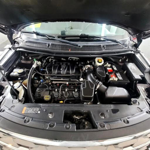 Used 2018 Ford Explorer XLT w/ Equipment Group 202A image 39