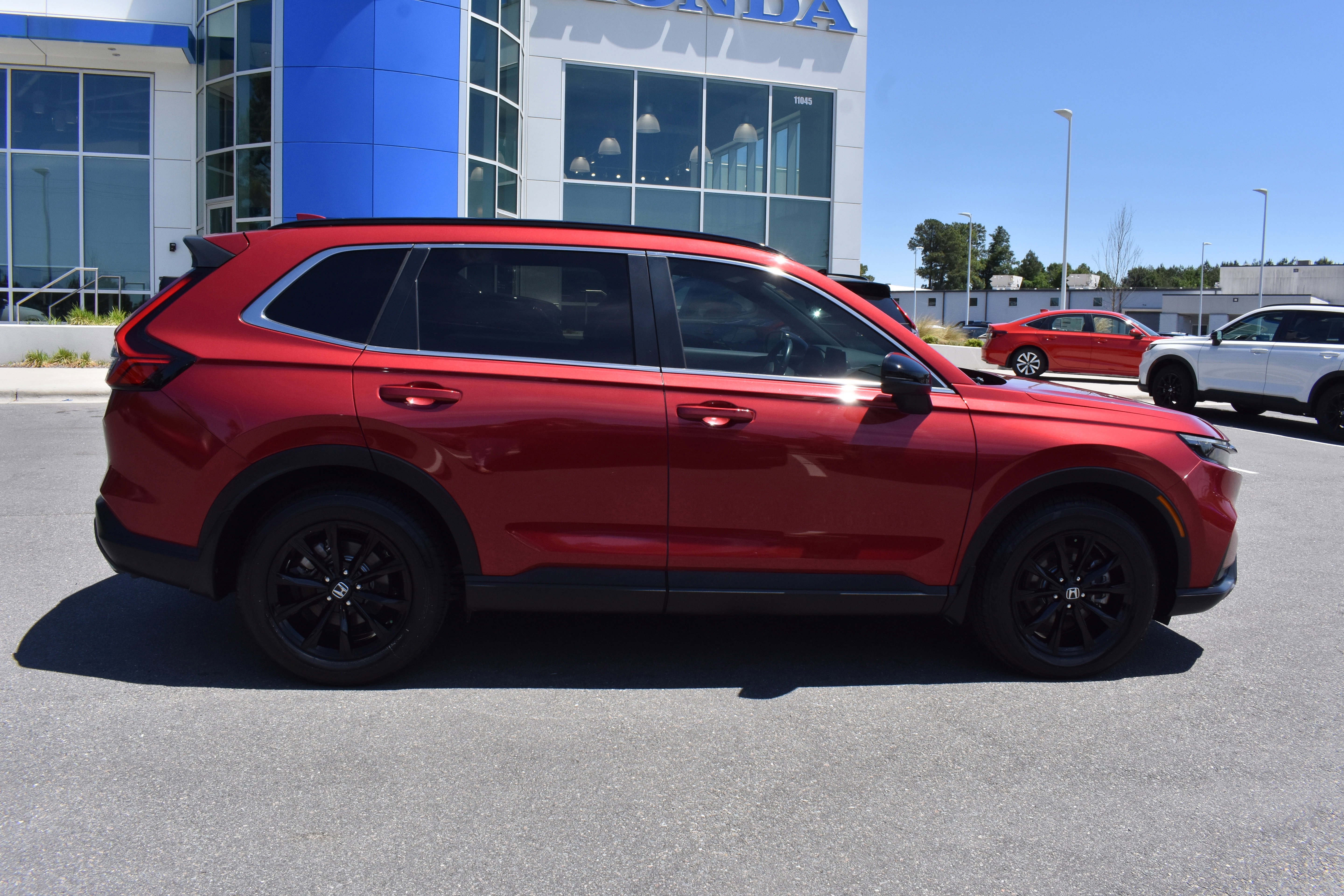 Certified 2025 Honda CR-V Sport image 10