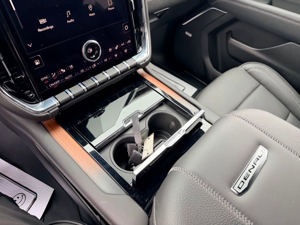 New 2026 GMC Yukon Denali w/ LPO, Floor Liner Package image 21