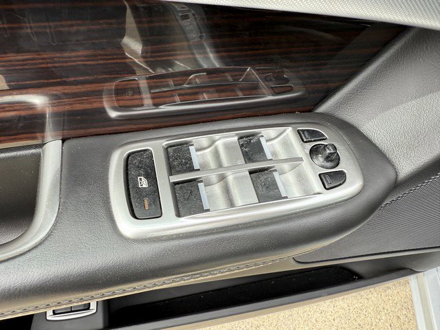 Used 2014 Jaguar XF 3.0 AWD/4WD image 16