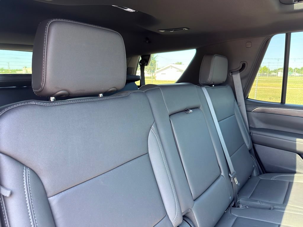 Used 2024 Chevrolet Tahoe LT AWD/4WD image 30