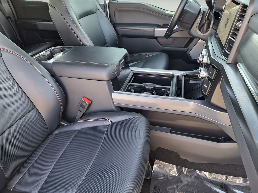 Used 2024 Ford F250 Lariat image 16