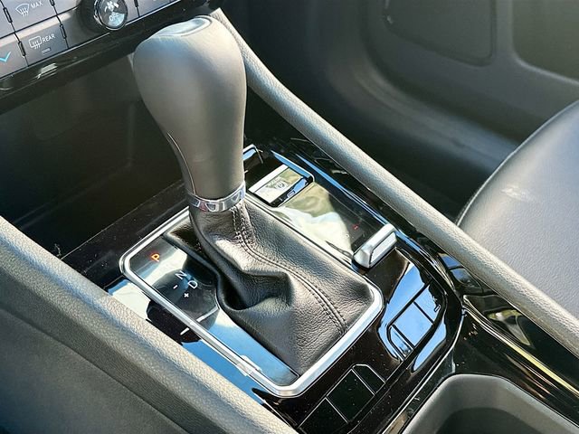 New 2026 Jeep Compass Limited image 17