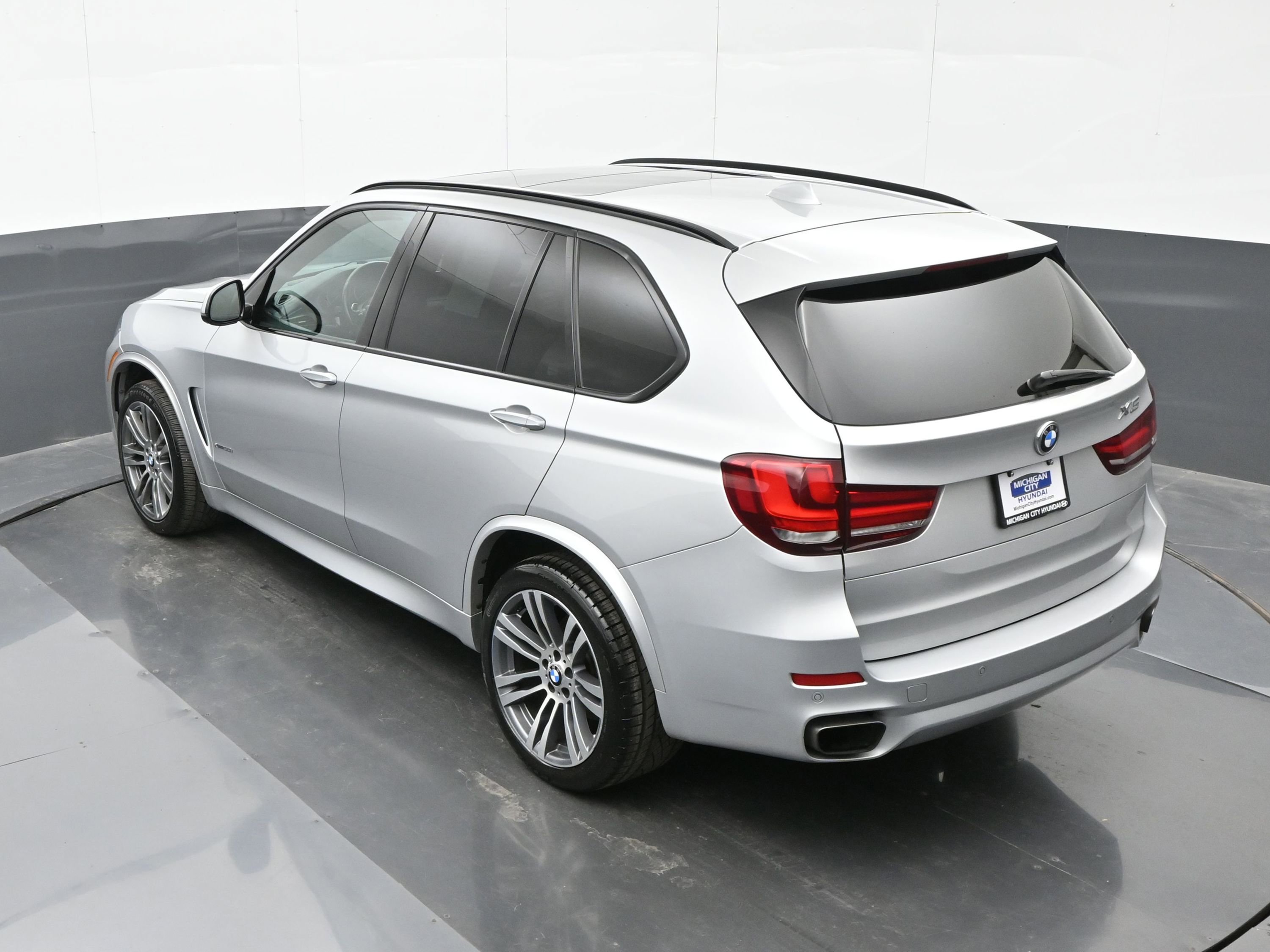 Used 2017 BMW X5 xDrive50i image 34