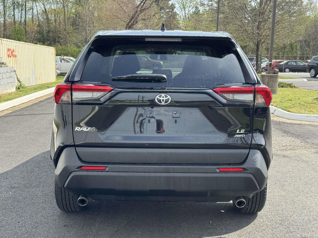 Used 2024 Toyota RAV4 LE image 21