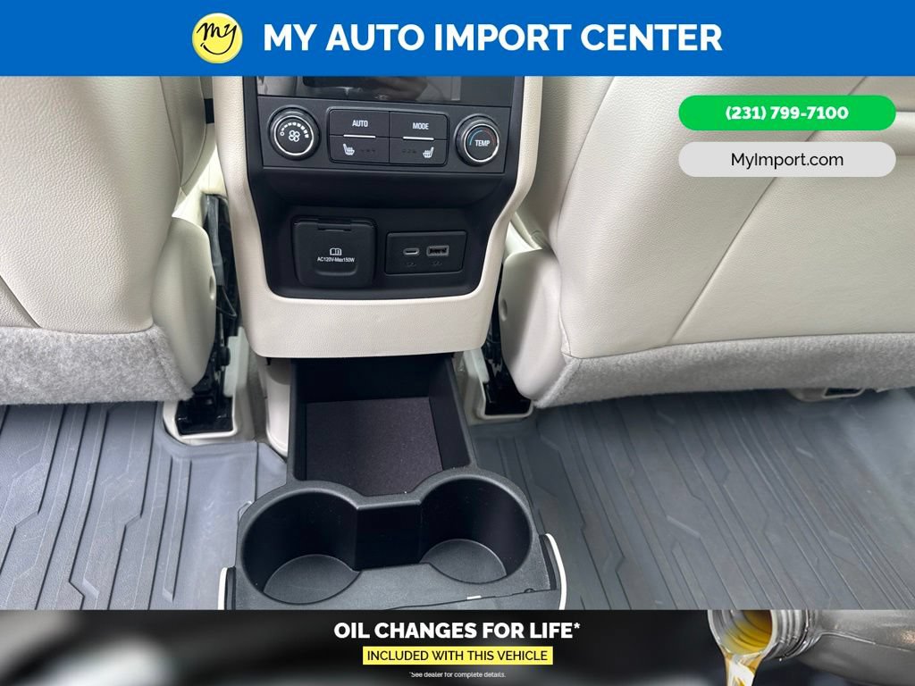 Used 2021 GMC Acadia Denali w/ Denali Ultimate Package AWD/4WD image 27