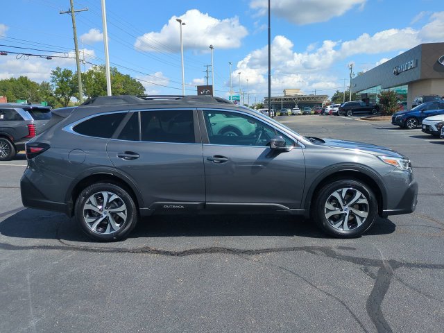 Used 2020 Subaru Outback Limited w/ Popular Package #2 AWD/4WD image 3