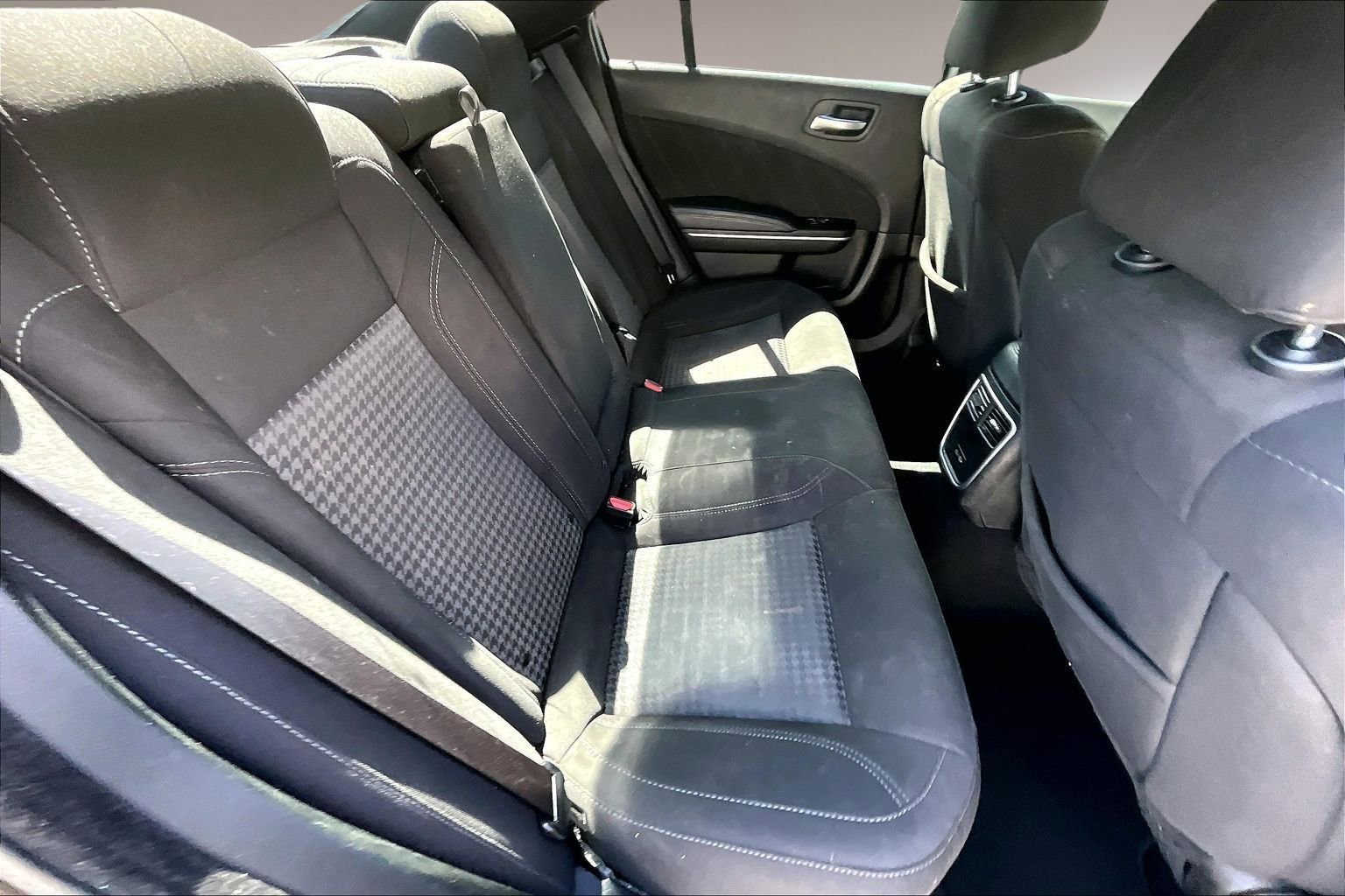Used 2023 Dodge Charger SXT image 25