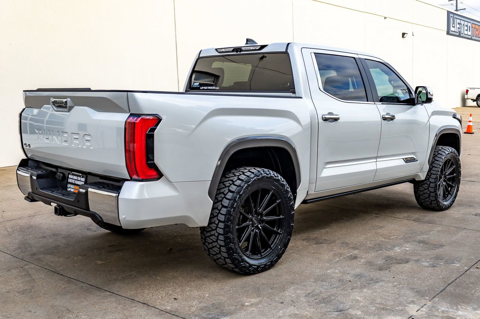 Used 2024 Toyota Tundra 1794 Edition image 10