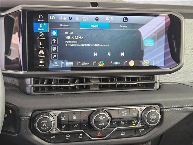 Used 2025 Jeep Wrangler Sahara image 18