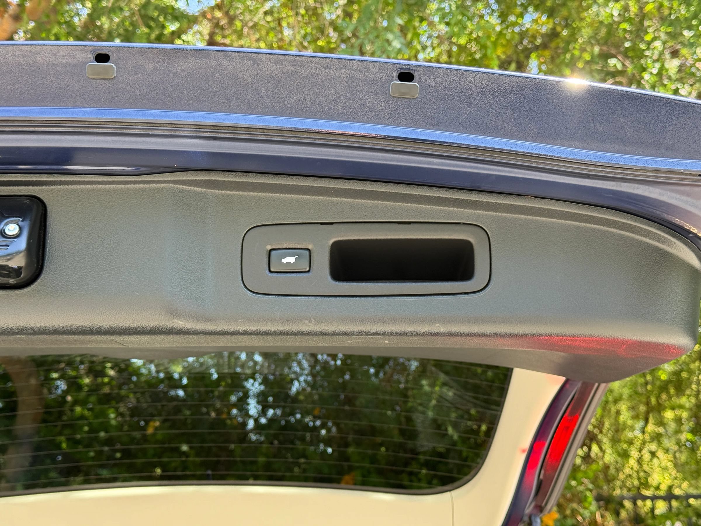Used 2015 Honda CR-V Touring image 32