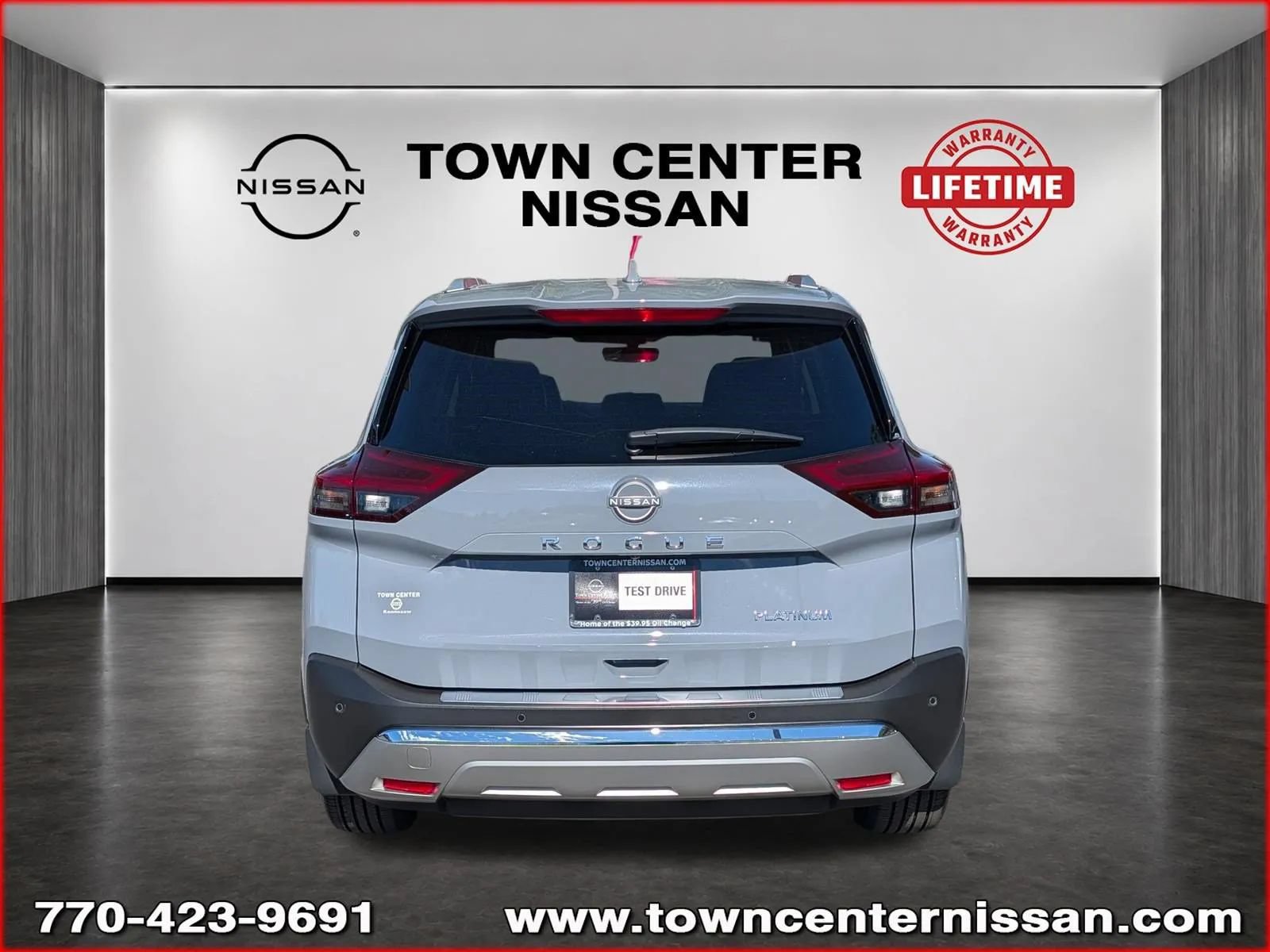 Used 2022 Nissan Rogue Platinum w/ Head-Up Display Package FWD image 6