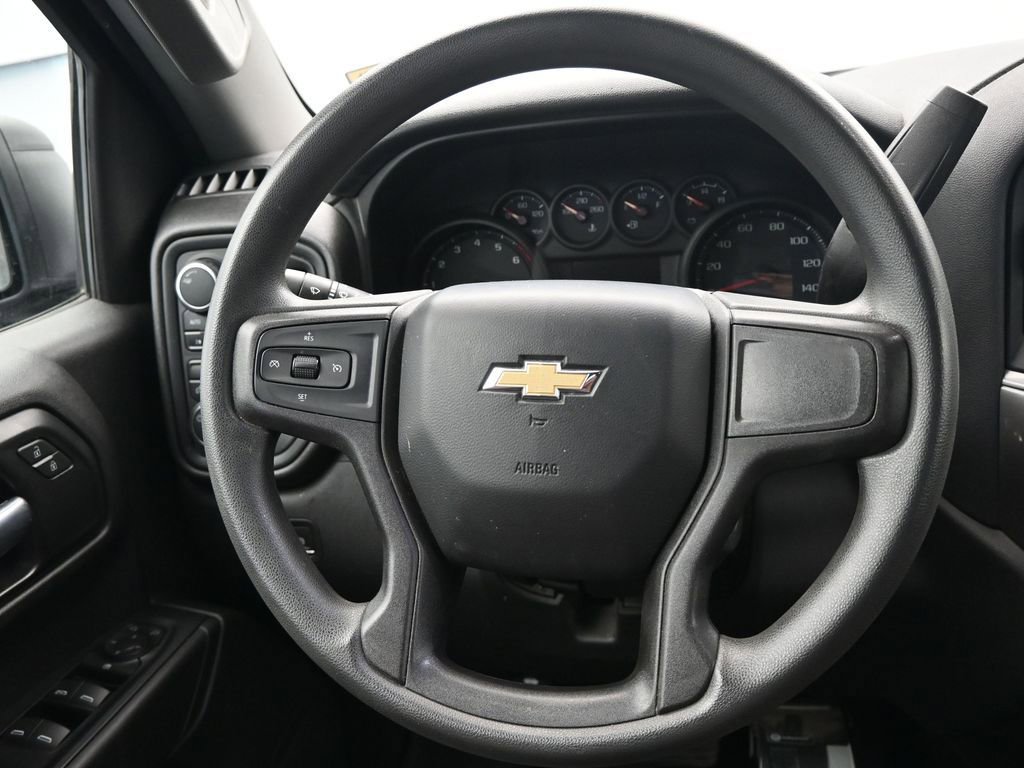 Used 2020 Chevrolet Silverado 1500 Custom w/ Custom Value Package image 21