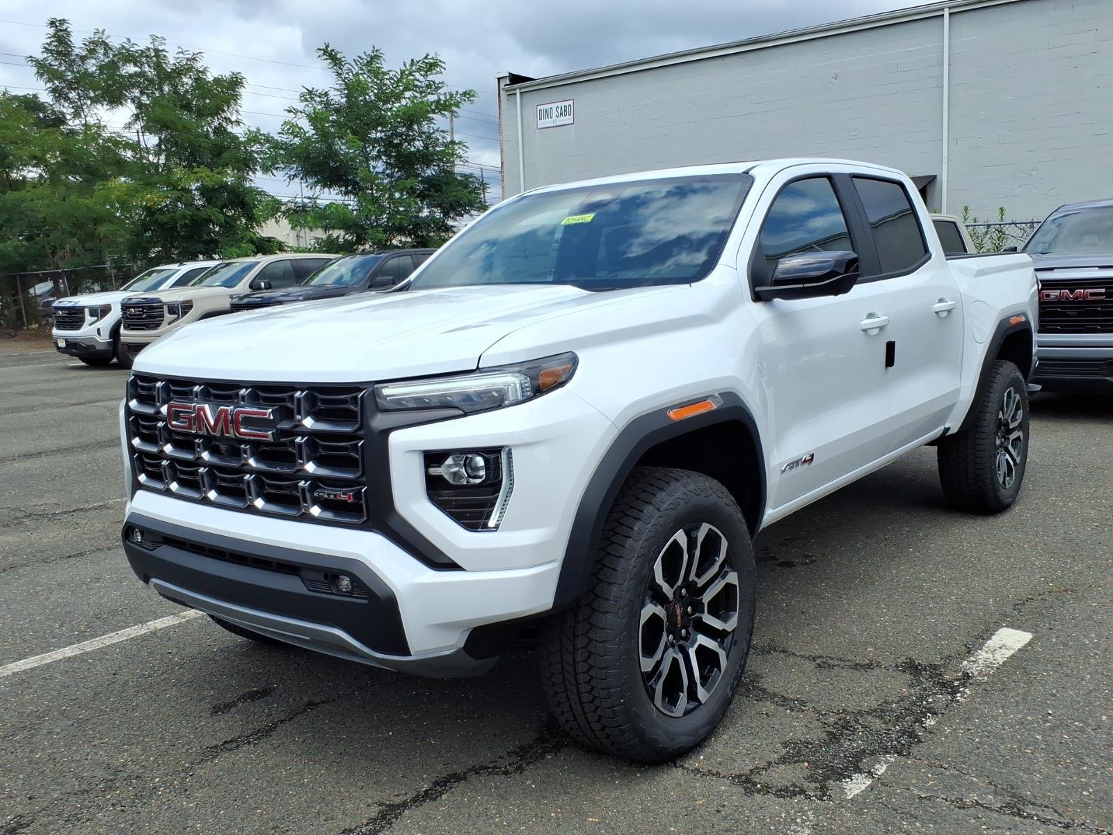New 2026 GMC Canyon AT4 w/ Technology Plus Package AWD/4WD image 3