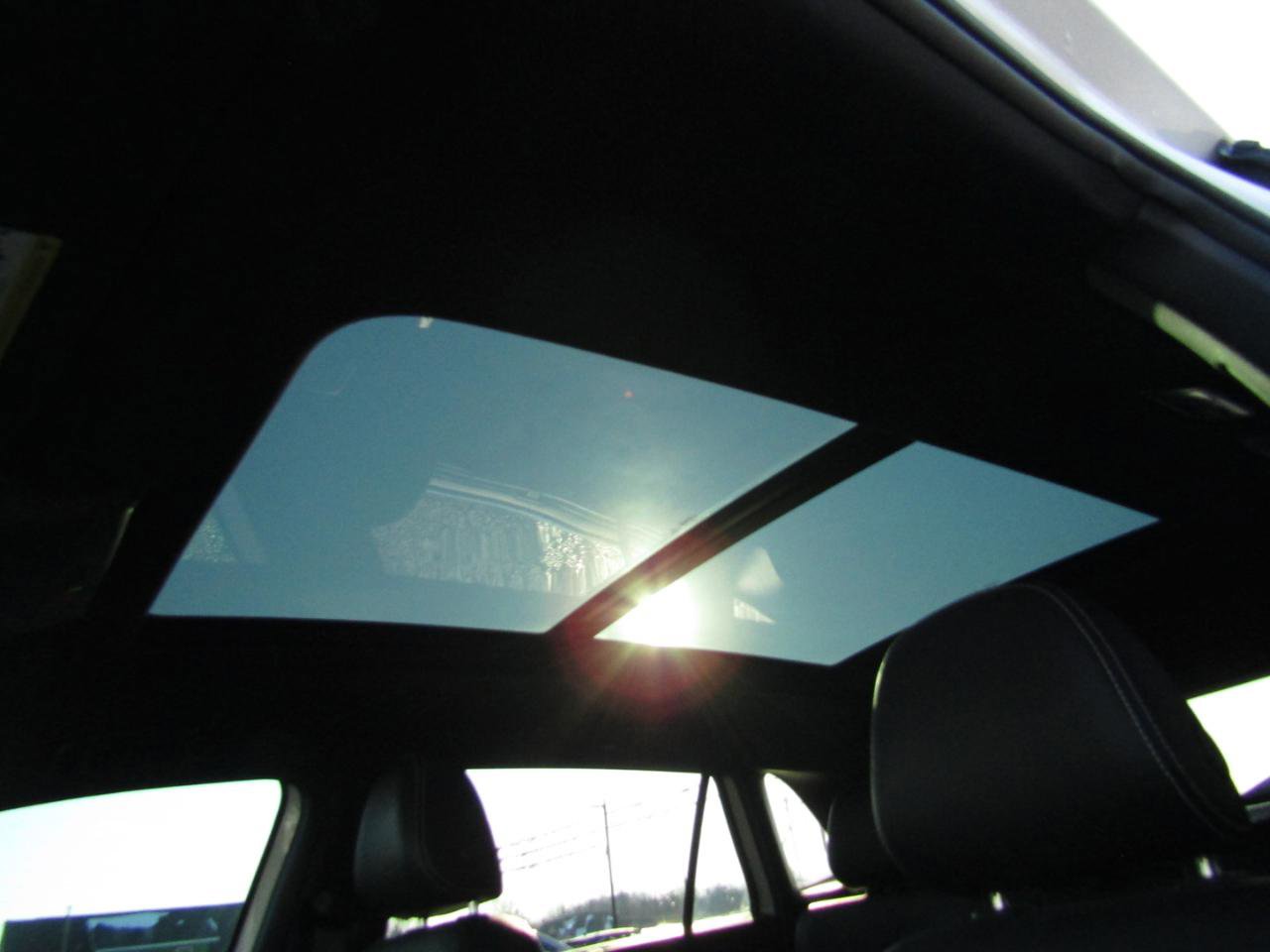 Used 2021 Volkswagen Atlas Cross Sport SEL Premium R-Line image 13