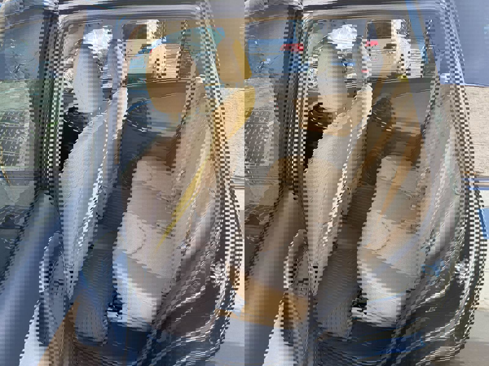 Used 2010 Toyota RAV4 2WD image 11