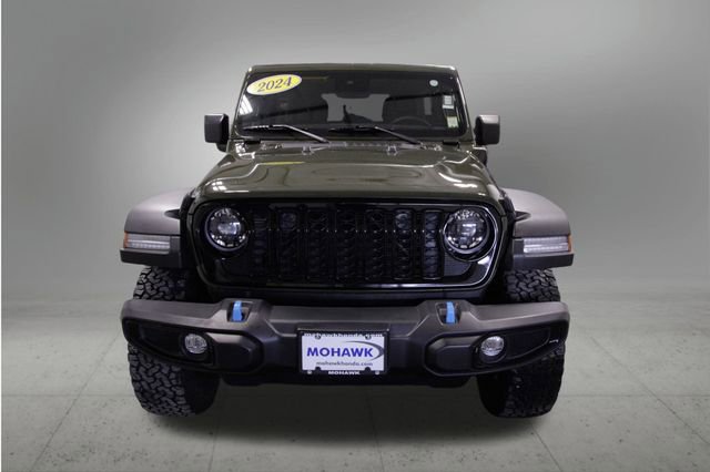 Used 2024 Jeep Wrangler Unlimited image 9