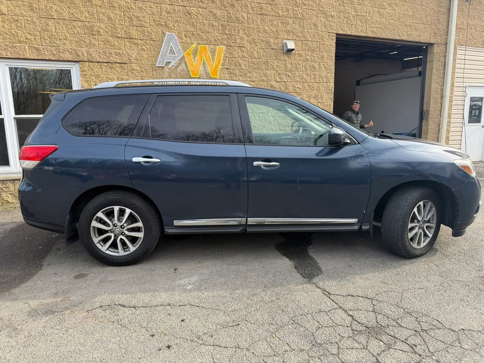 Used 2013 Nissan Pathfinder SL image 12