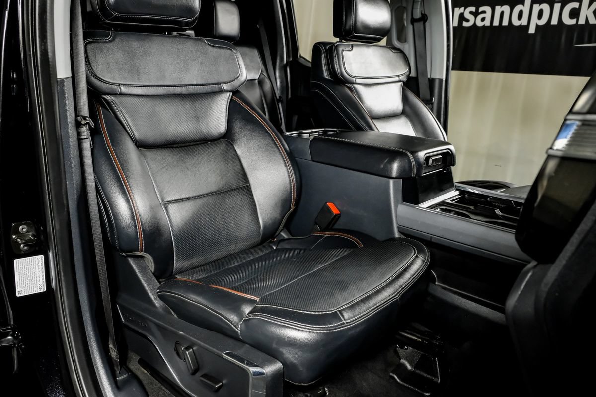 Used 2024 Ford F350 Lariat w/ Lariat Ultimate Package AWD/4WD image 32