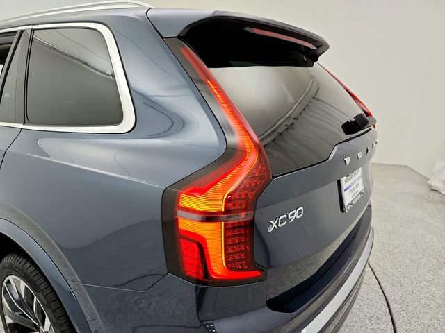 New 2026 Volvo XC90 B6 Plus w/ Protection Package AWD/4WD image 32