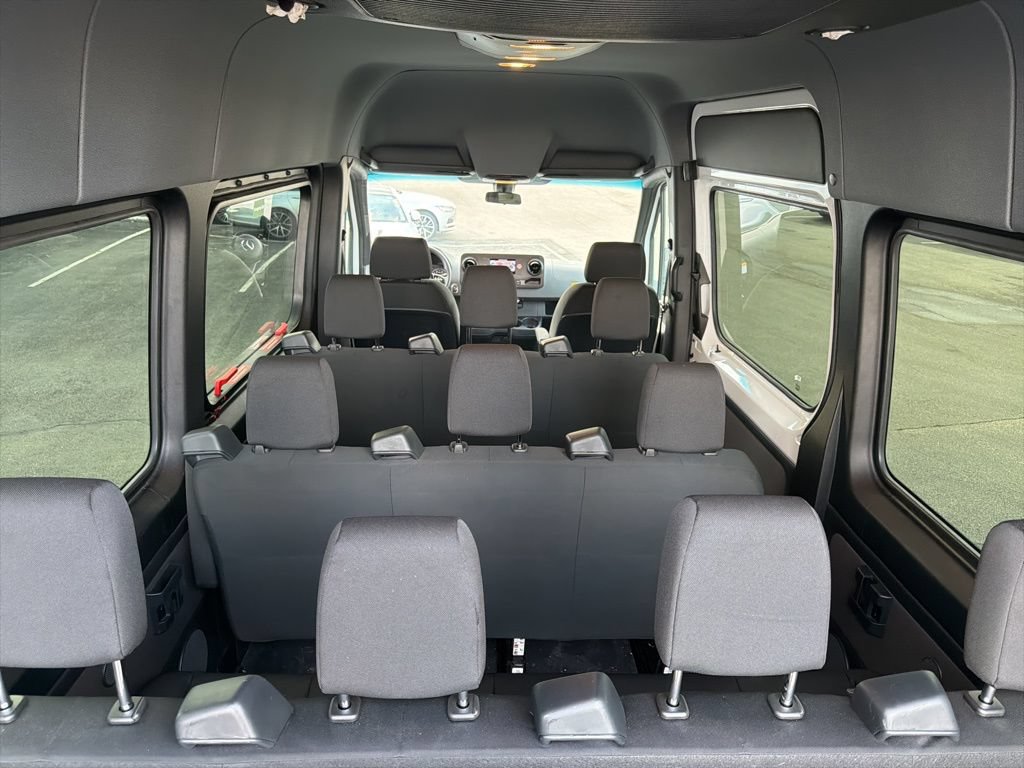 Used 2024 Mercedes-Benz Sprinter 2500 image 22