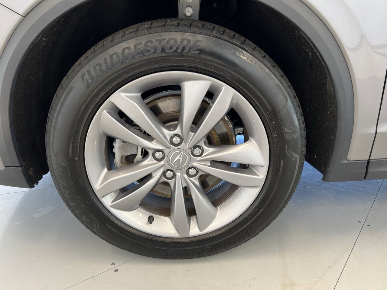 Used 2023 Acura MDX SH-AWD image 57