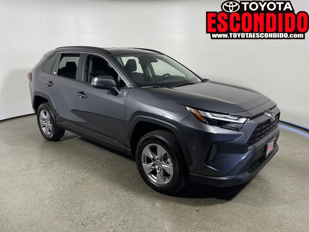 Certified 2025 Toyota RAV4 XLE FWD image 1