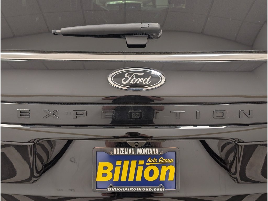 Used 2024 Ford Expedition Limited AWD/4WD image 5