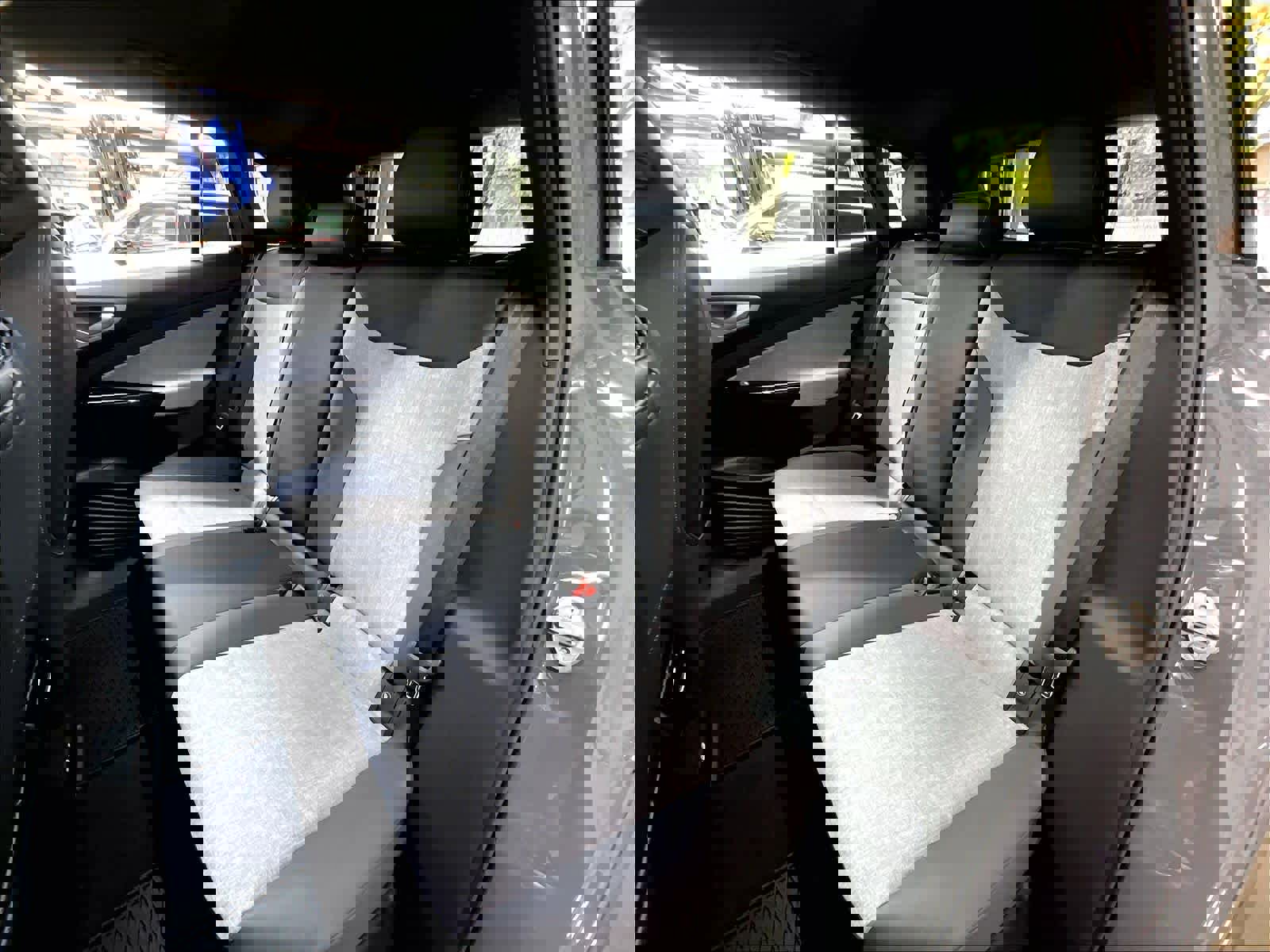 New 2026 Volkswagen ID.4 Pro image 12