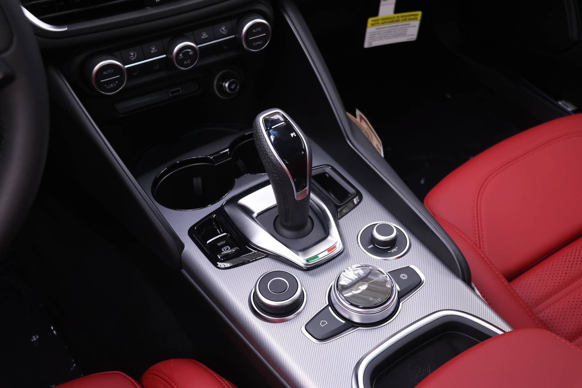 New 2026 Alfa Romeo Giulia AWD image 15
