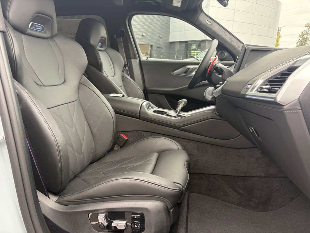 New 2026 BMW XM Label Red image 21